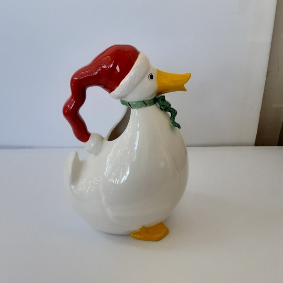 This Fitz & Floyd Anthropomorphic Ceramic White Duck Goose Pitcher - Picture 3 of 6